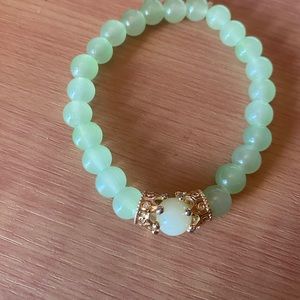 Elastic Jade Bracelet